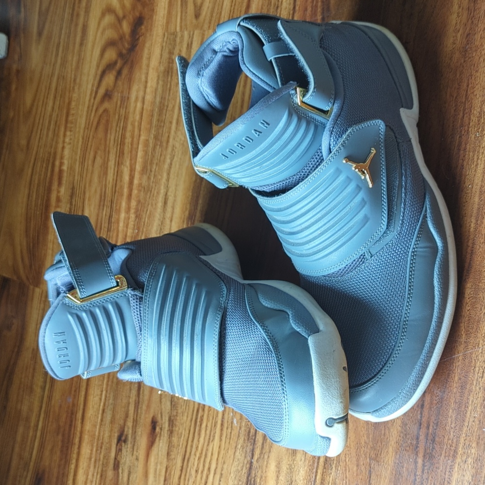 Jordan Generation 23 - Picture 2 of 5